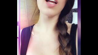 Video clip thủ dâm, cố gắng trên quần áo và khỏa thân từ tháng năm 2020 Video clip thủ dâm, cố gắng trên quần áo và khỏa thân từ tháng năm 2020