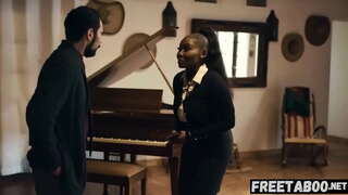 Mataku Busty Real Estate Agent Fucks Te Kiritaki Ki Te Whenua I Te Mahi