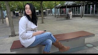 Wench უყვარს ტყნაური ბევრი