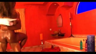 Hardcore interracial seksiä