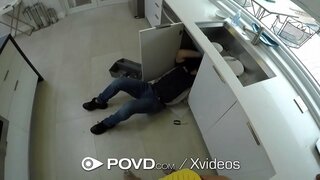 גרויס דיק סליידז אין ענג לאָך